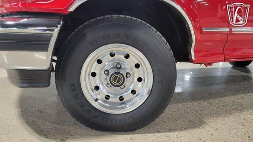 RED 1996 Ford F-150