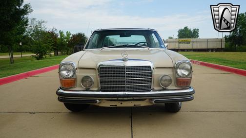 1971 Mercedes-Benz 250C Base
