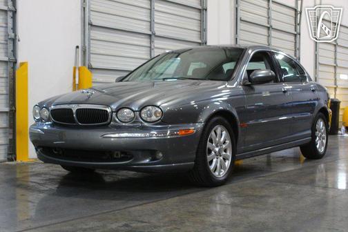 2002 Jaguar X-Type 2.5L