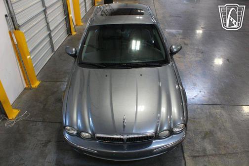 2002 Jaguar X-Type 2.5L