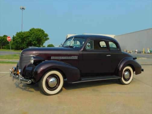1939 Chevrolet Master Deluxe Base