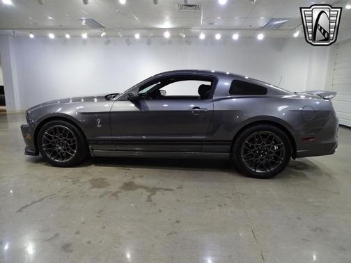 2014 Ford Shelby GT500 Base