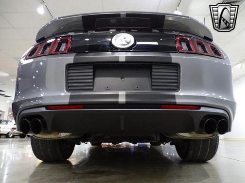 2014 Ford Shelby GT500 Base