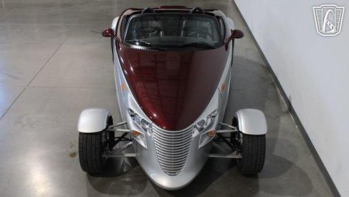 Maroon/Silver 2000 Plymouth Prowler