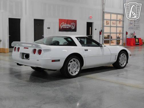 1992 Chevrolet Corvette Base