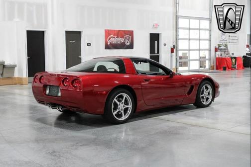 2000 Chevrolet Corvette Base
