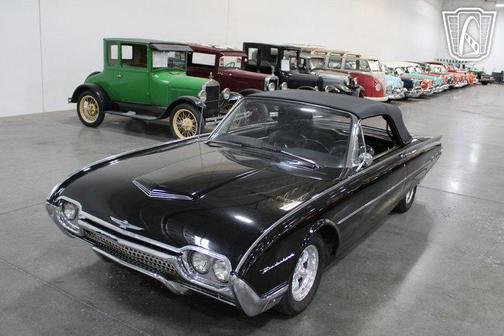 1962 Ford Thunderbird Base