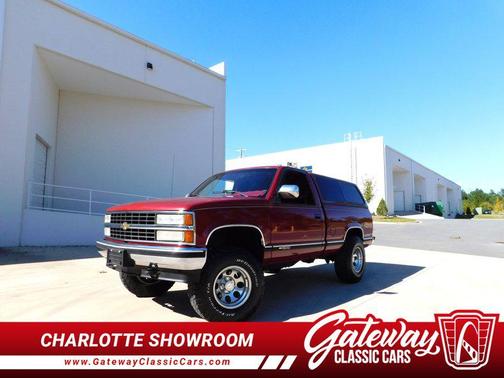 Red 1991 Chevrolet Pickup Truck Base