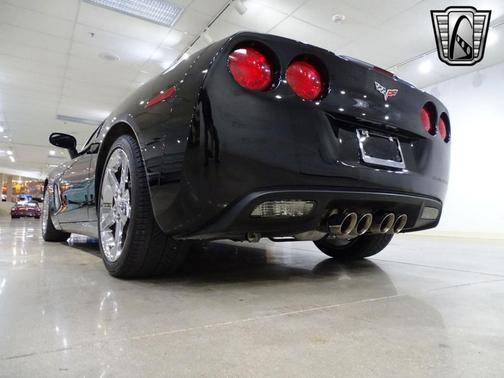 2005 Chevrolet Corvette Base