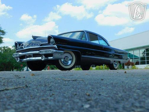 1956 Lincoln Premiere 