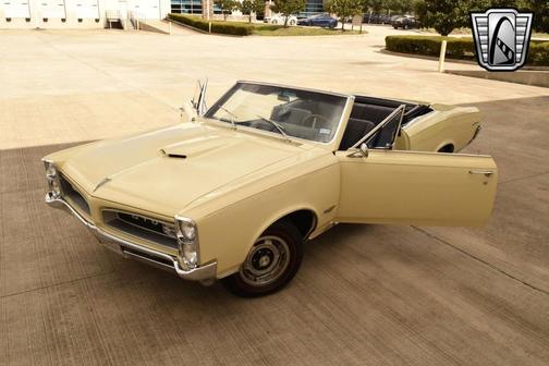 1966 Pontiac GTO 
