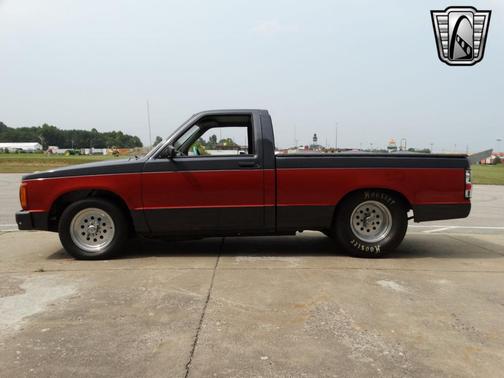 1983 GMC Pickup Truck Base