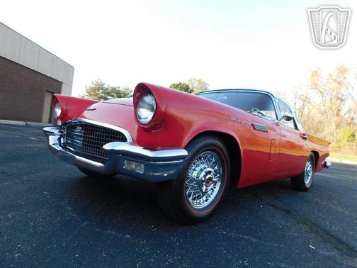 1957 Ford Thunderbird Base