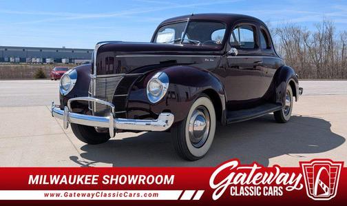 1940 Ford Deluxe Base