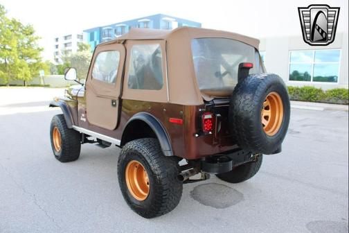1977 Jeep CJ-7 Base