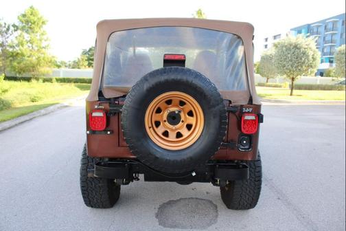 1977 Jeep CJ-7 Base