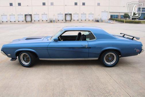 1969 Mercury Cougar 