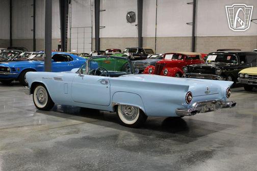 1957 Ford Thunderbird Base