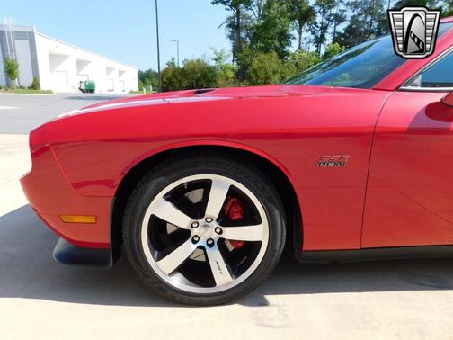 2011 Dodge Challenger SRT8