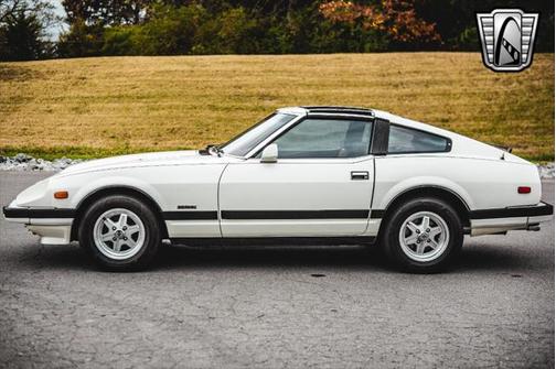 Photo 4 of 99 of 1982 Datsun 280ZX 2dr Hatchback