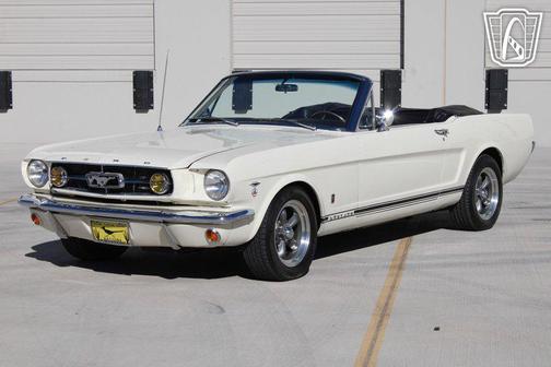 1965 Ford Mustang Base