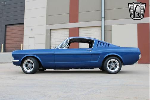 1965 Ford Mustang Base