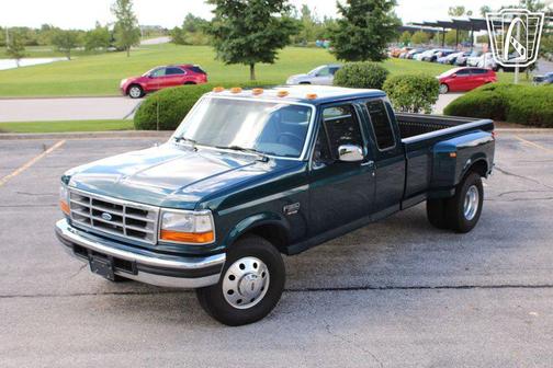 1996 Ford F-350 XL SuperCab DRW