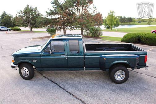 1996 Ford F-350 XL SuperCab DRW
