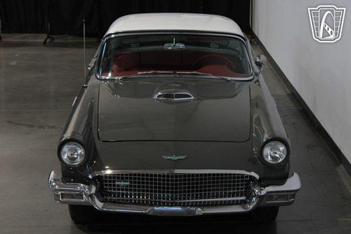 1957 Ford Thunderbird Base