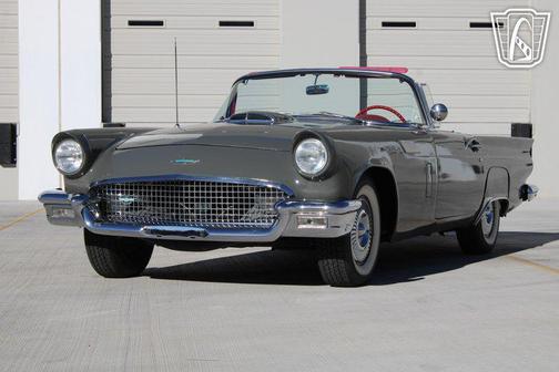 1957 Ford Thunderbird Base