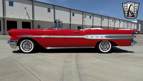 1957 Pontiac Star Chief