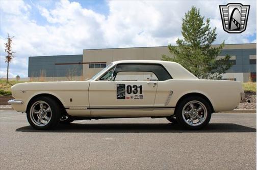 1965 Ford Mustang Base