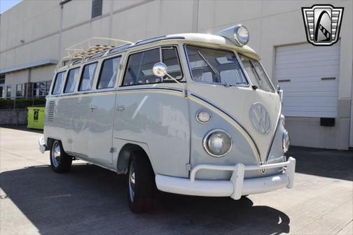 1968 Volkswagen Type 2 Kombi
