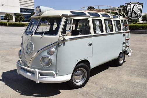 1968 Volkswagen Type 2 Kombi
