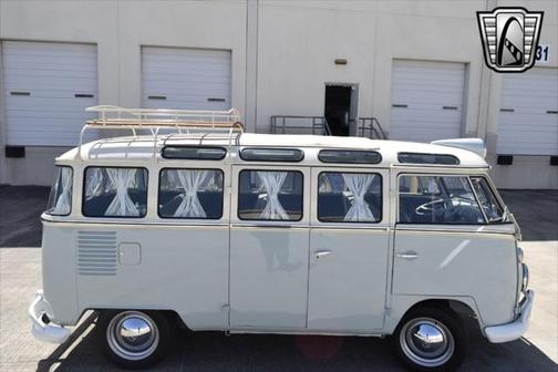 1968 Volkswagen Type 2 Kombi