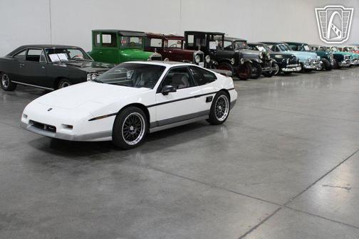1987 Pontiac Fiero 