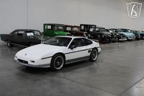 1987 Pontiac Fiero 