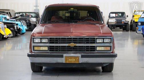 1989 Chevrolet Suburban R15