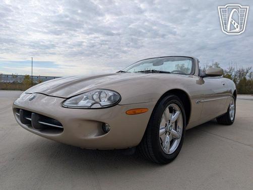 1999 Jaguar XK8 