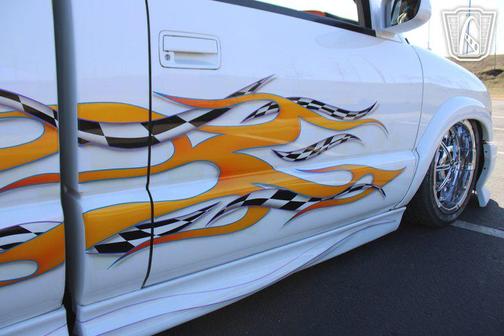 2000 Chevrolet S-10 Base