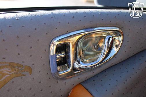 2000 Chevrolet S-10 Base