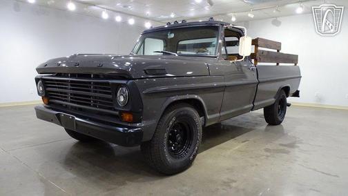 1967 Ford F100 Base