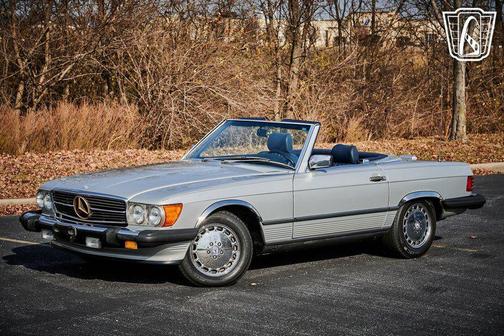 1988 Mercedes-Benz 560SL 