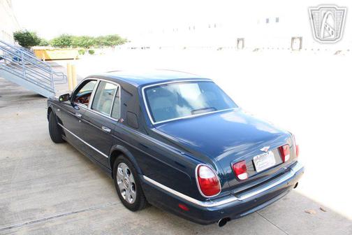 Dark Blue Metallic 2000 Bentley Arnage Red Label