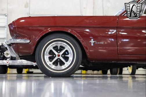 1965 Ford Mustang Base