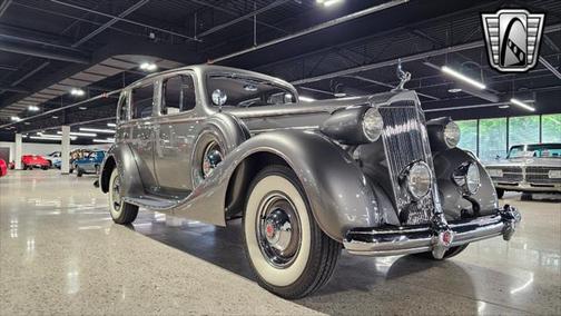 1937 Packard Super Eight