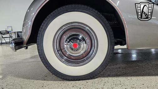 1937 Packard Super Eight