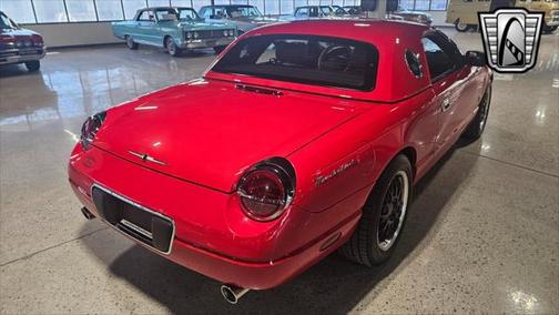 2005 Ford Thunderbird