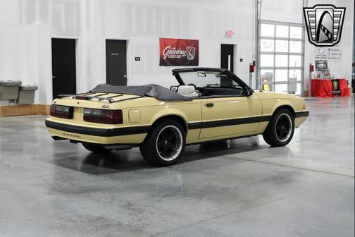 1987 Ford Mustang LX