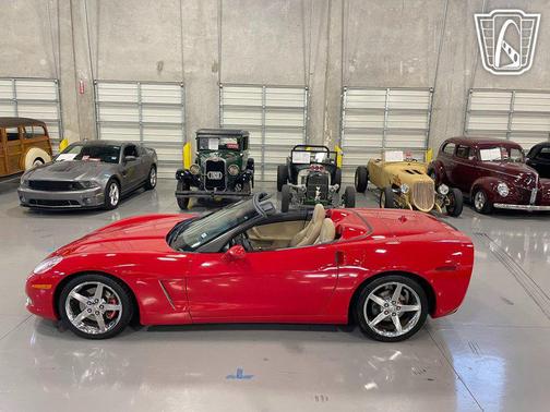 2005 Chevrolet Corvette Base